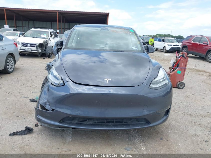 2022 Tesla Model Y Long Range Dual Motor All-Wheel Drive VIN: 7SAYGDEE6NA003973 Lot: 39664347