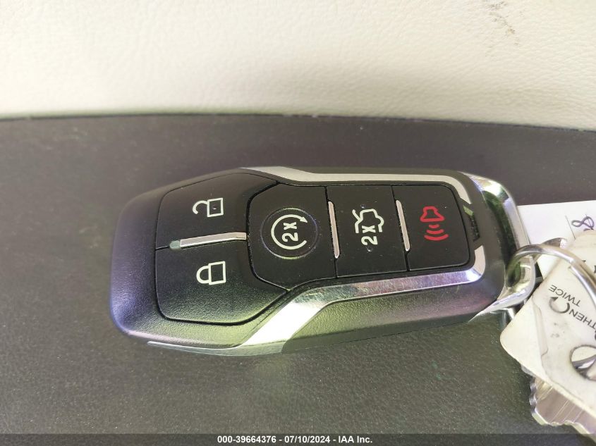 2016 Lincoln Mkx Select VIN: 2LMTJ8KP0GBL27302 Lot: 39664376