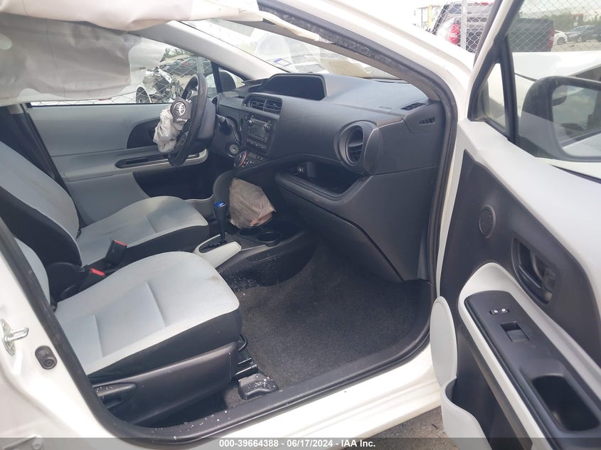 2013 Toyota Prius C One VIN: JTDKDTB36D1528891 Lot: 39664388