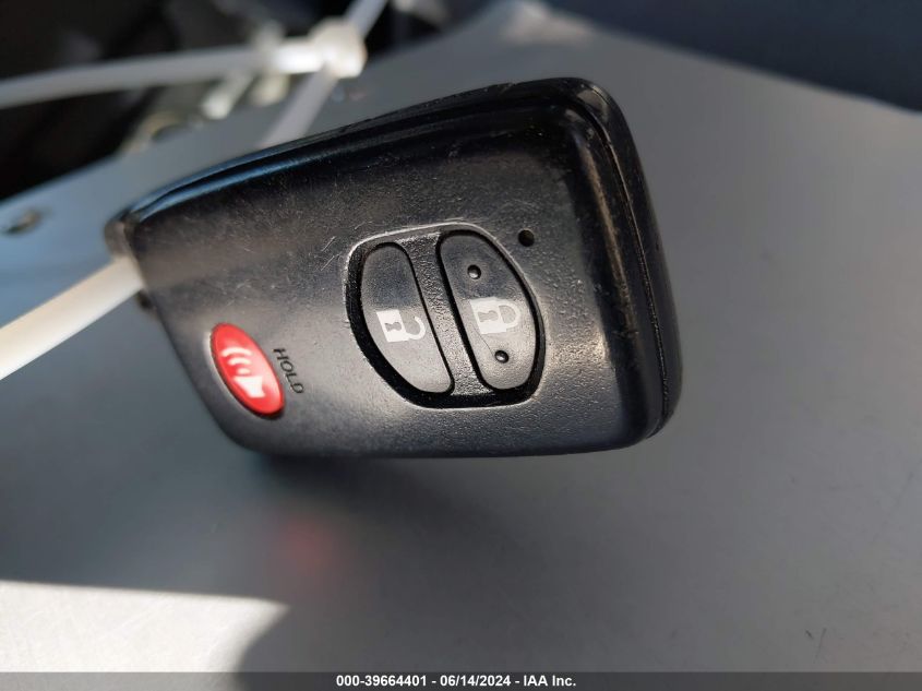 2013 Toyota Prius Two VIN: JTDKN3DU4D1630208 Lot: 39664401