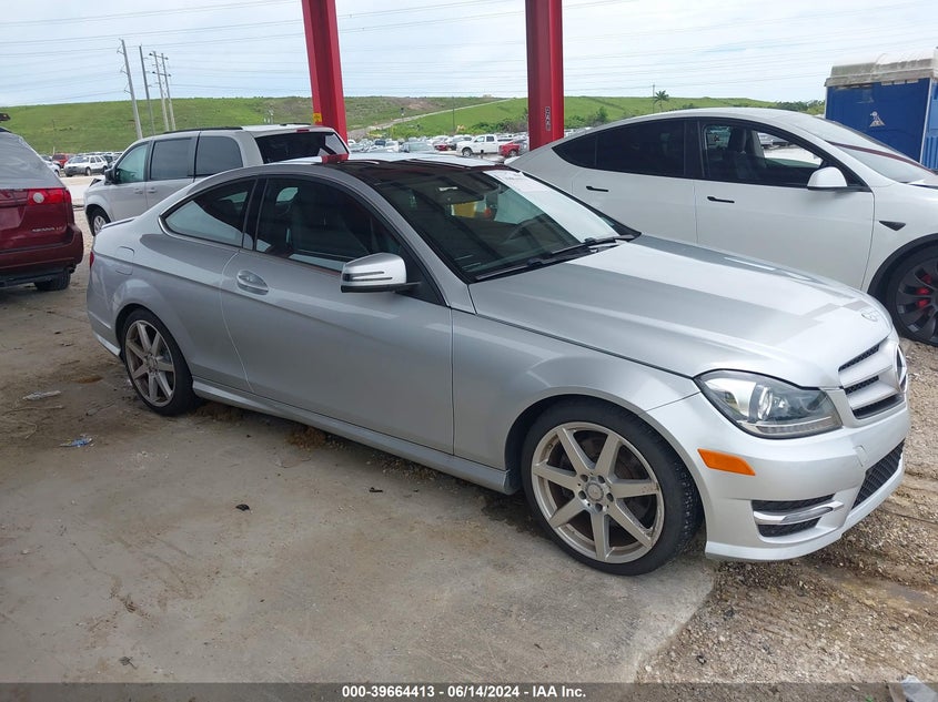 2015 MERCEDES-BENZ C 350 SPORT 4MATIC - WDDGJ8JB7FG402632