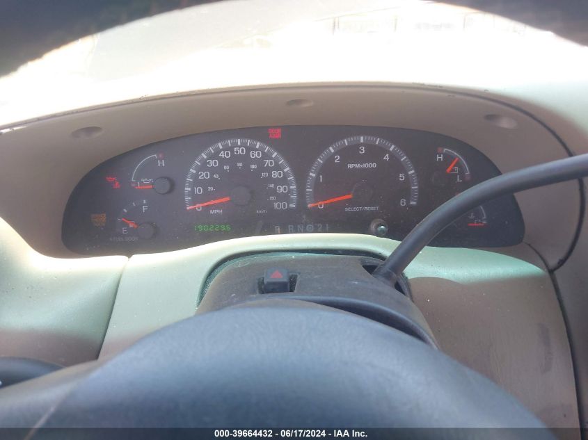 2001 Ford F-150 King Ranch Edition/Lariat/Xlt VIN: 1FTRW08L31KE44600 Lot: 39664432