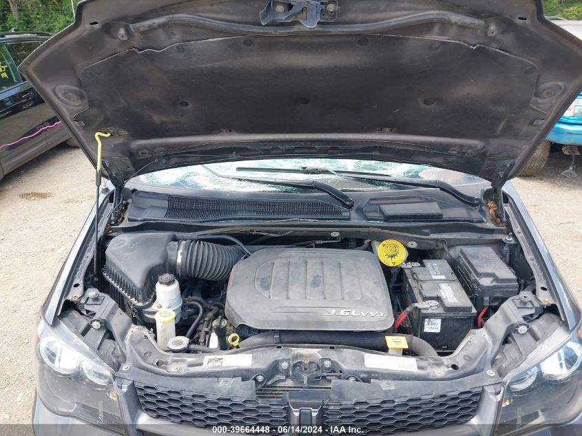 2015 Dodge Grand Caravan R/T VIN: 2C4RDGEG5FR700461 Lot: 39664448