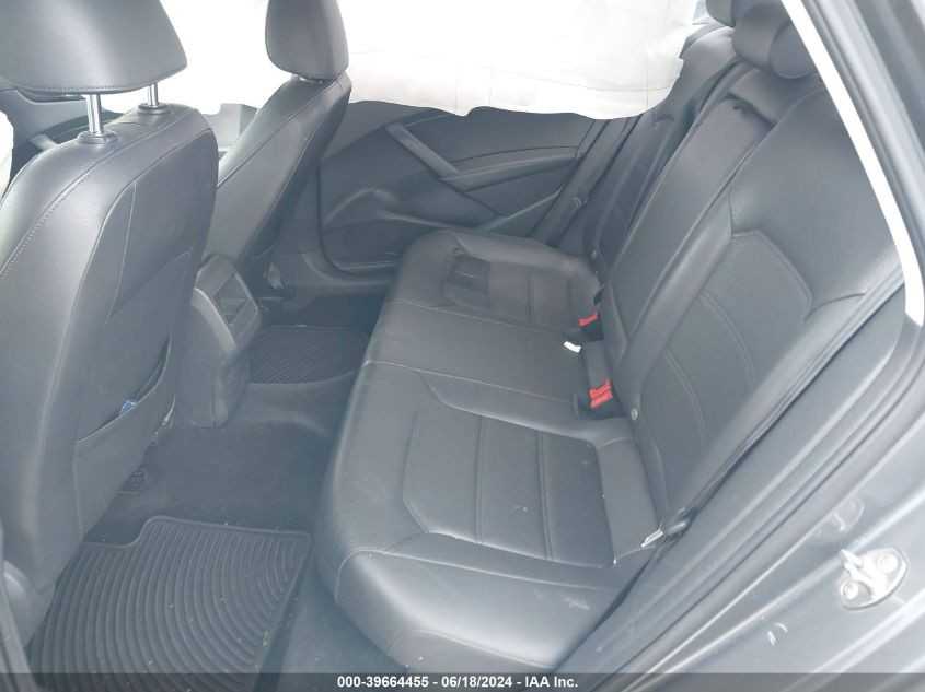 2015 Volkswagen Passat 1.8T Limited Edition VIN: 1VWAT7A32FC117435 Lot: 39664455