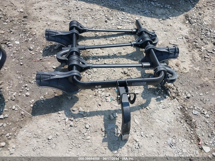 2007 Chevrolet Tahoe Ltz VIN: 1GNFK13047J373432 Lot: 39664558