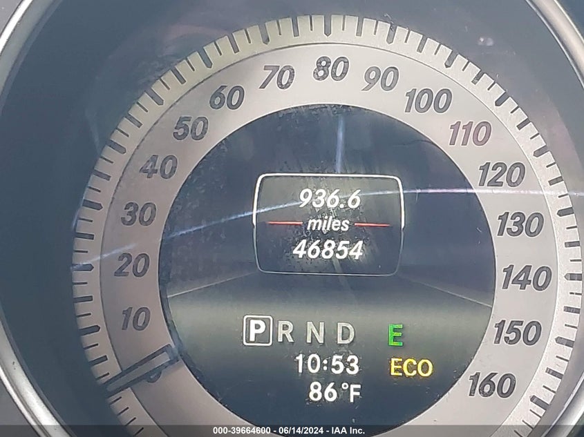 2014 Mercedes-Benz C 300 Luxury 4Matic/Sport 4Matic VIN: WDDGF8ABXEA935920 Lot: 39664600