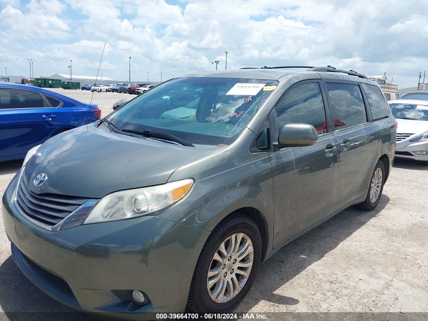 2011 Toyota Sienna Xle V6 VIN: 5TDYK3DC4BS144718 Lot: 39664700