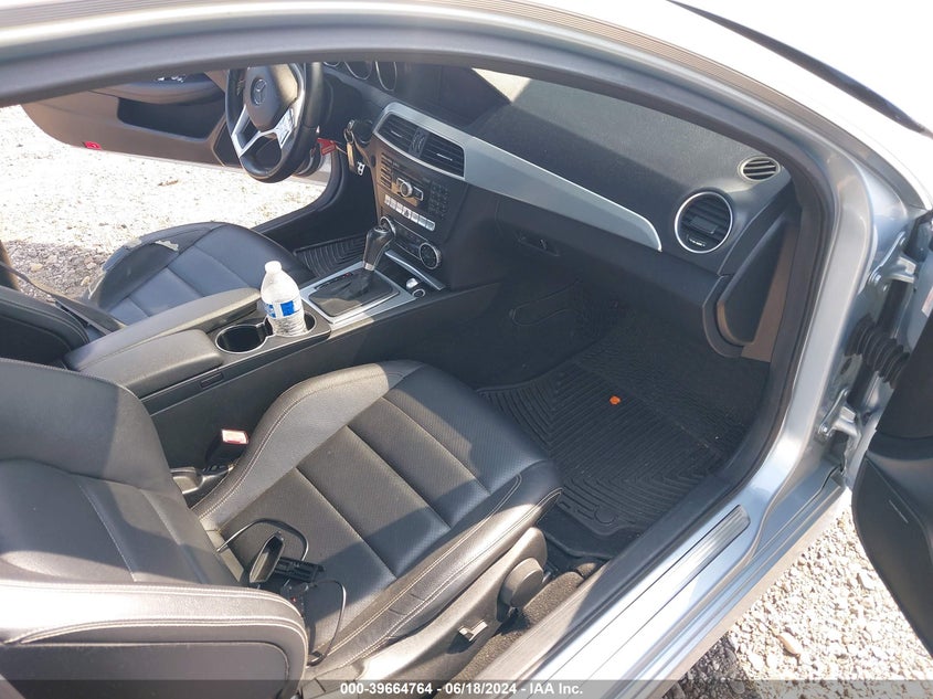 2013 MERCEDES-BENZ C 350 SPORT - WDDGJ5HB5DF952659