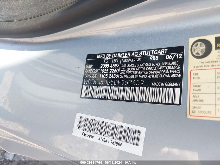 2013 MERCEDES-BENZ C 350 SPORT - WDDGJ5HB5DF952659