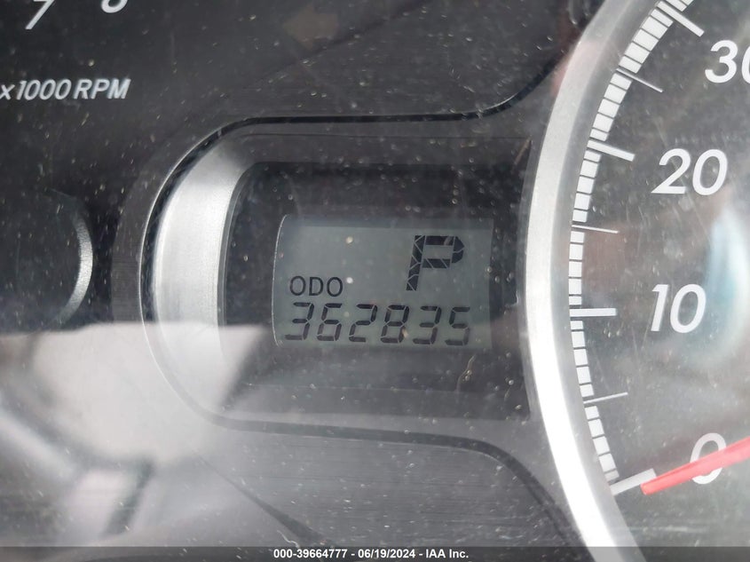 2011 Toyota Sienna Le V6 VIN: 5TDKK3DCXBS027358 Lot: 39664777