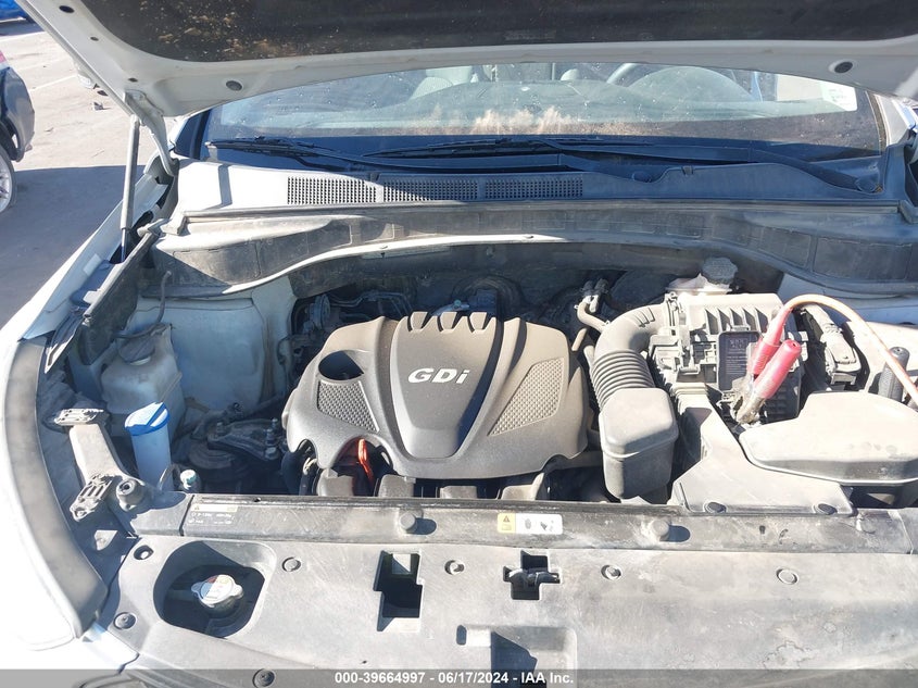 2016 Hyundai Santa Fe Sport 2.4L VIN: 5XYZTDLB5GG376121 Lot: 39664997