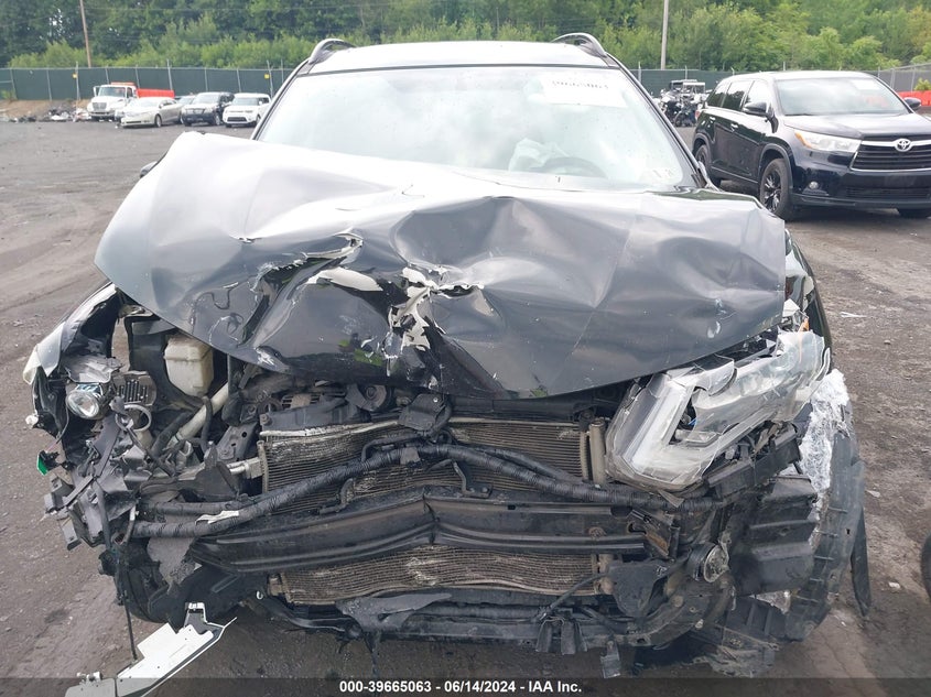 2017 Nissan Rogue Sv VIN: 5N1AT2MV5HC757477 Lot: 39665063