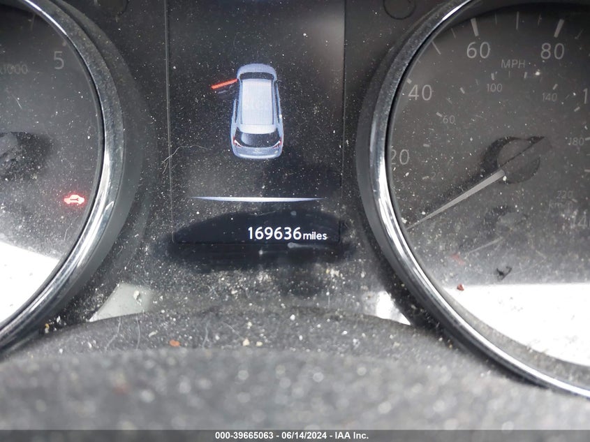 2017 Nissan Rogue Sv VIN: 5N1AT2MV5HC757477 Lot: 39665063