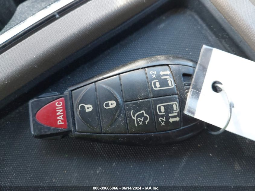 2011 Chrysler Town & Country Touring VIN: 2A4RR5DG6BR776380 Lot: 39665066