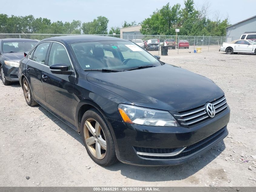 1VWBP7A34DC036989 2013 Volkswagen Passat 2.5L Se