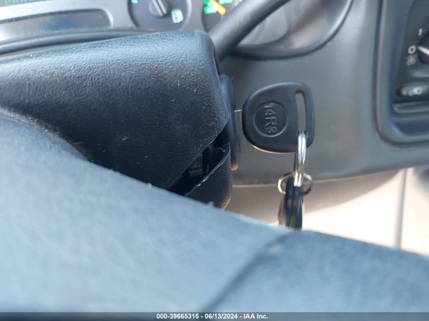 2004 Chevrolet Silverado 2500Hd Ls VIN: 1GCHK23184F140801 Lot: 39665315