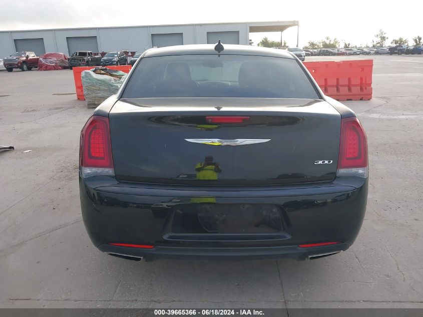 2018 Chrysler 300 Touring VIN: 2C3CCAAG6JH317031 Lot: 39665366