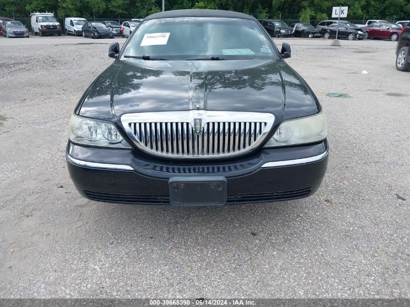 2007 Lincoln Town Car Executive VIN: 1L1FM88W27Y602526 Lot: 39665398