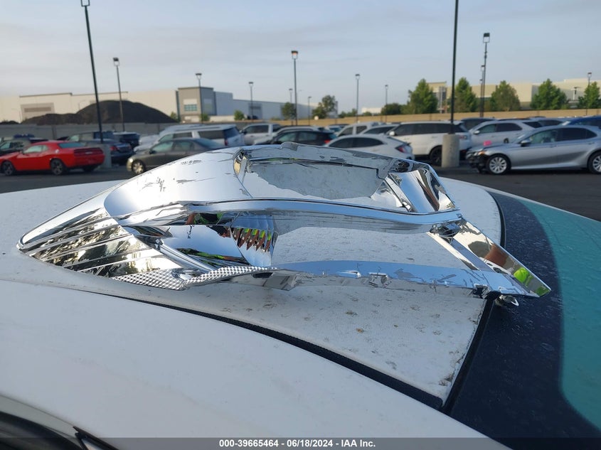 2016 Toyota Camry Le VIN: 4T4BF1FK1GR531203 Lot: 39665464