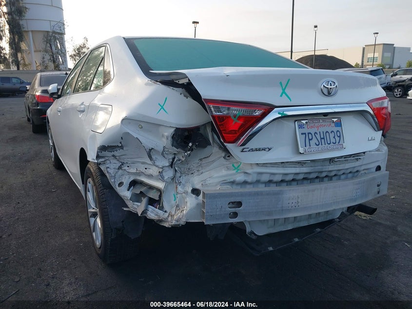 2016 Toyota Camry Le VIN: 4T4BF1FK1GR531203 Lot: 39665464