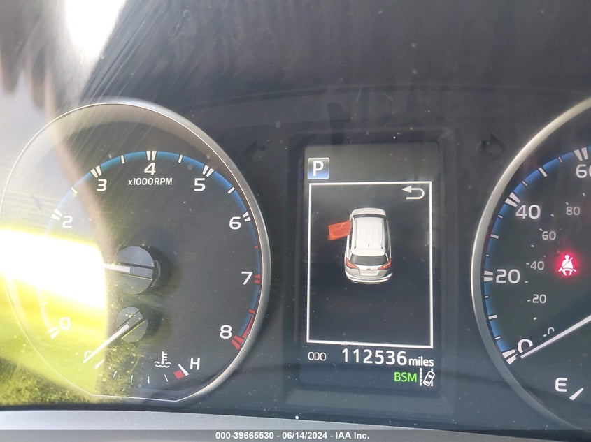 2018 TOYOTA RAV4 XLE - JTMWFREVXJJ747392