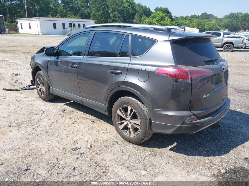 2018 TOYOTA RAV4 XLE - JTMWFREVXJJ747392