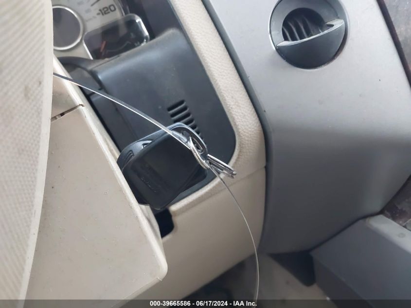 2011 Ford Expedition Xlt VIN: 1FMJU1H52BEF38523 Lot: 39665586