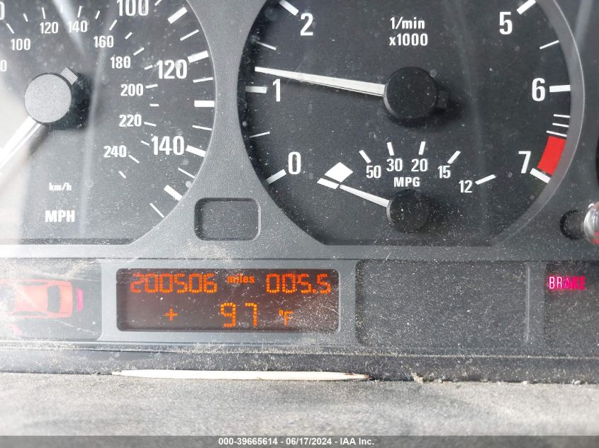 2005 BMW 325I VIN: WBAET37455NH06432 Lot: 39665614