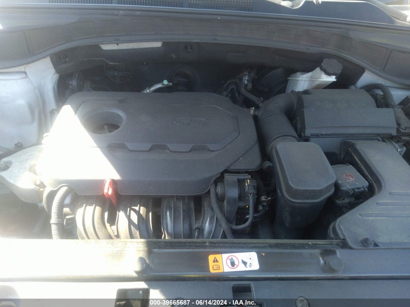 2017 Hyundai Santa Fe Sport 2.4L VIN: 5XYZTDLB6HG457324 Lot: 39665687