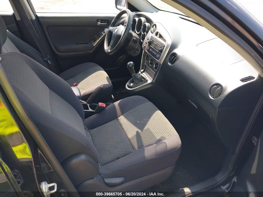 2006 Toyota Matrix VIN: 2T1KR32E46C608773 Lot: 39665705