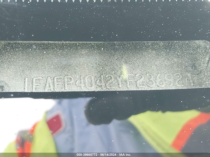 2000 Ford Mustang VIN: 1FAFP4042YF236924 Lot: 39665772