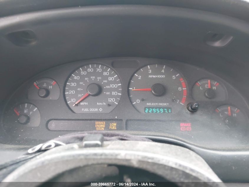 2000 Ford Mustang VIN: 1FAFP4042YF236924 Lot: 39665772