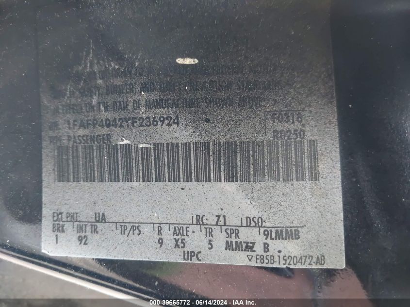 2000 Ford Mustang VIN: 1FAFP4042YF236924 Lot: 39665772