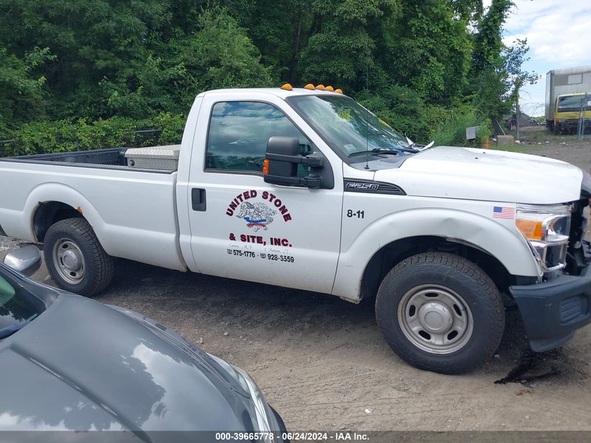 2011 Ford F-250 Xl/Xlt VIN: 1FTBF2A67BEC38505 Lot: 39665778