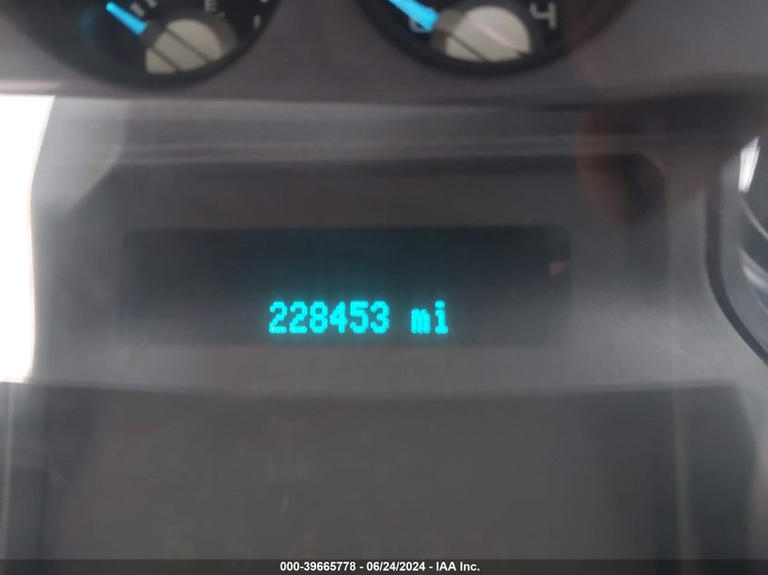 2011 Ford F-250 Xl/Xlt VIN: 1FTBF2A67BEC38505 Lot: 39665778