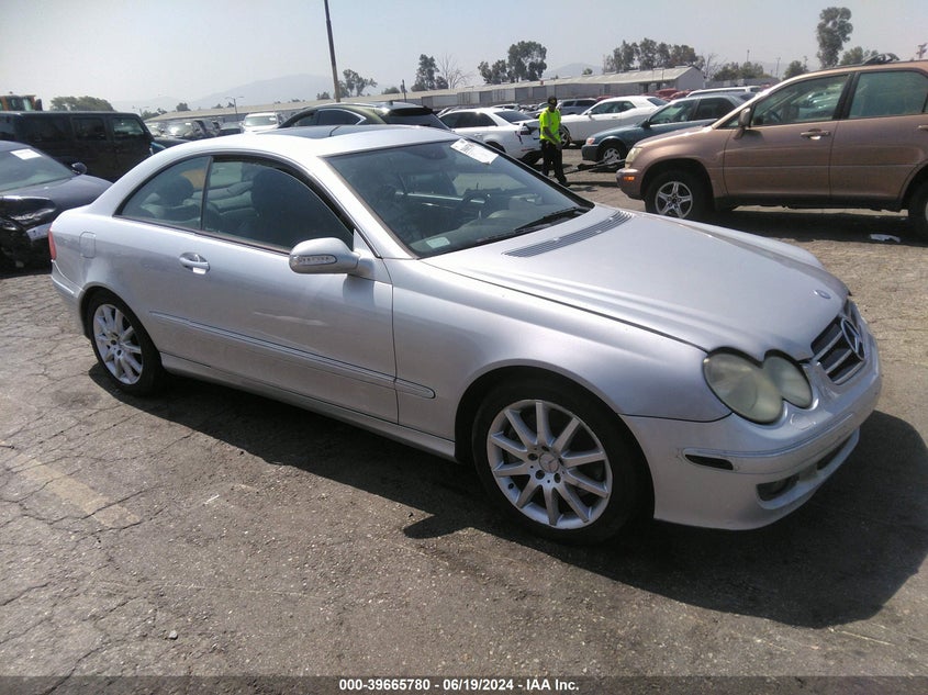 2007 Mercedes-Benz Clk 350 VIN: WDBTJ56H87F216849 Lot: 39665780