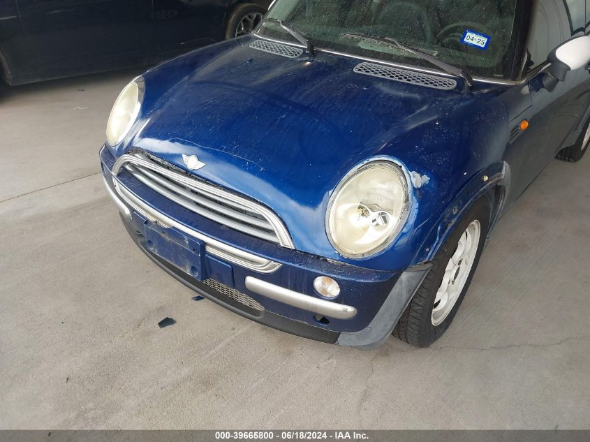 2002 Mini Cooper VIN: WMWRC33422TC30395 Lot: 39665800