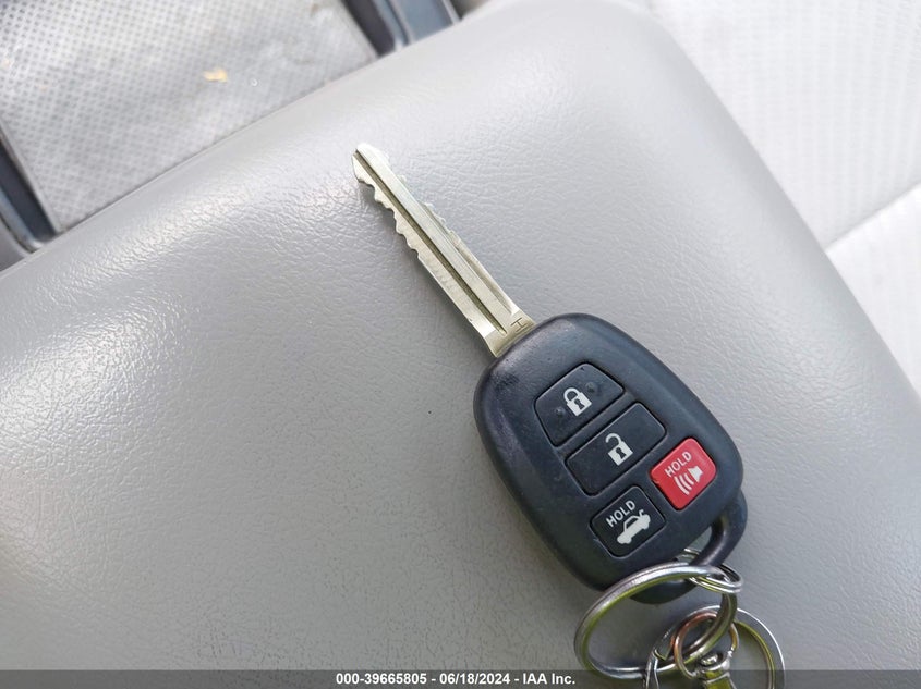 2016 Toyota Camry Le VIN: 4T1BF1FK7GU595515 Lot: 39665805