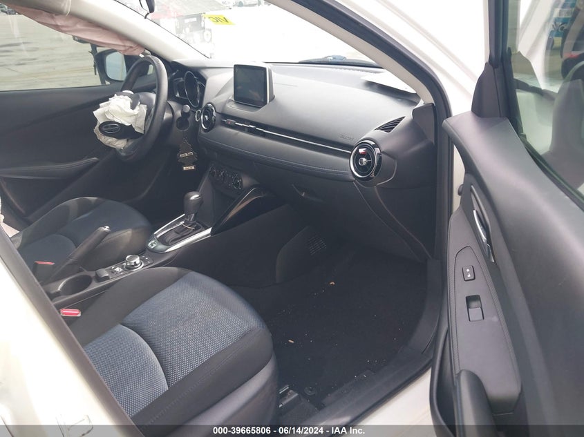 2016 Scion Ia VIN: 3MYDLBZV8GY140785 Lot: 39665806