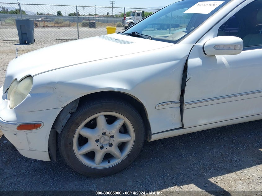 2001 Mercedes-Benz C 240 VIN: WDBRF61J51F081039 Lot: 39665900