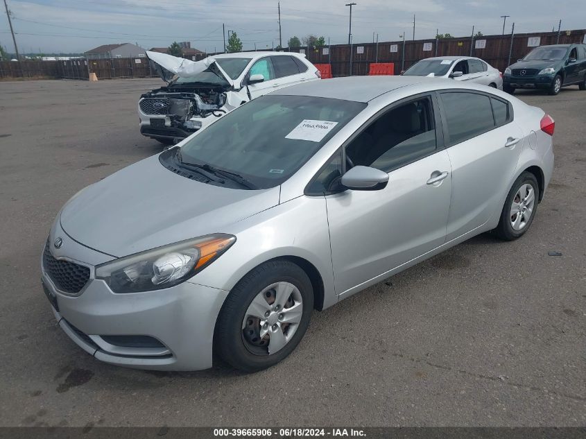 KNAFK4A65G5555244 2016 KIA FORTE - Image 2