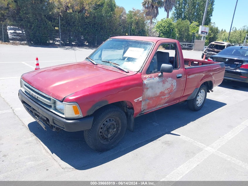 1992 Toyota Pickup 1/2 Ton Sht Wheelbase Dlx VIN: JT4RN81P7N0105337 Lot: 39665919