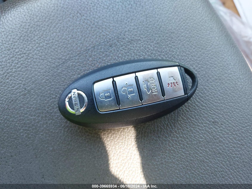 2017 Nissan Sentra VIN: 3N1CB7AP2HY273456 Lot: 39665934