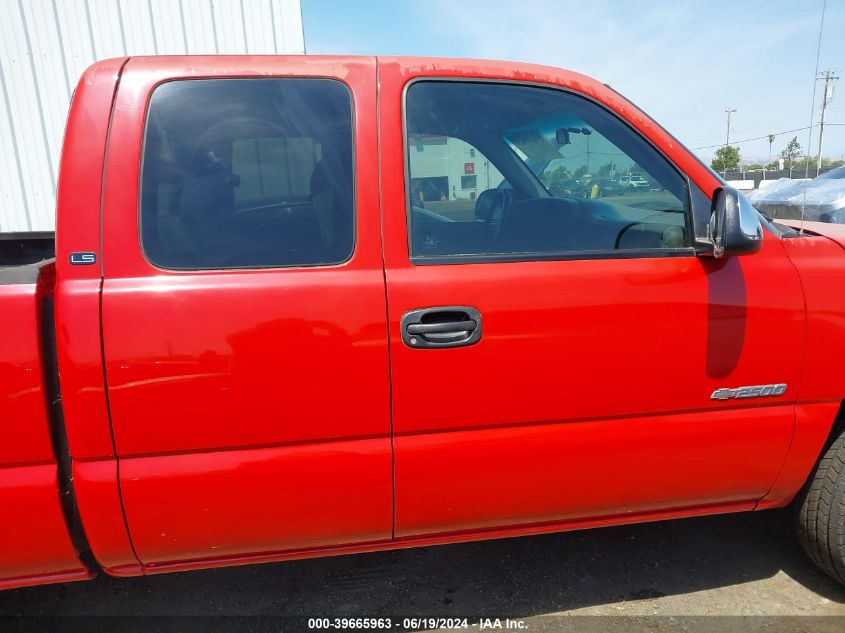 2000 Chevrolet Silverado 2500 Ls VIN: 1GCFC29U6YE421027 Lot: 39665963