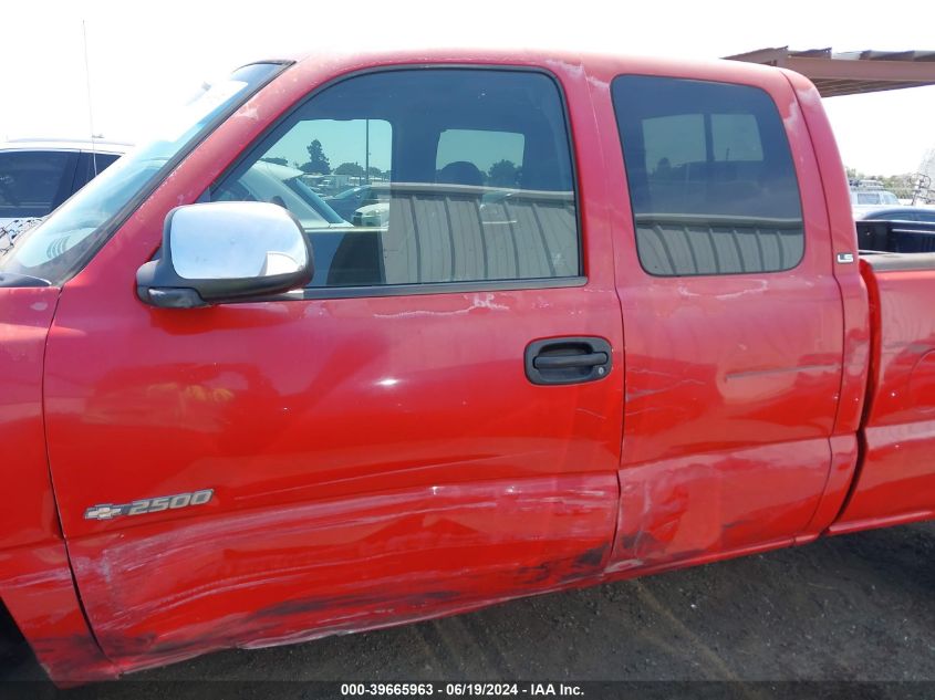 2000 Chevrolet Silverado 2500 Ls VIN: 1GCFC29U6YE421027 Lot: 39665963