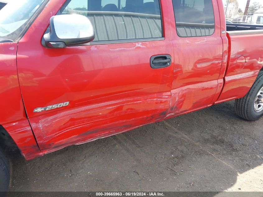 2000 Chevrolet Silverado 2500 Ls VIN: 1GCFC29U6YE421027 Lot: 39665963