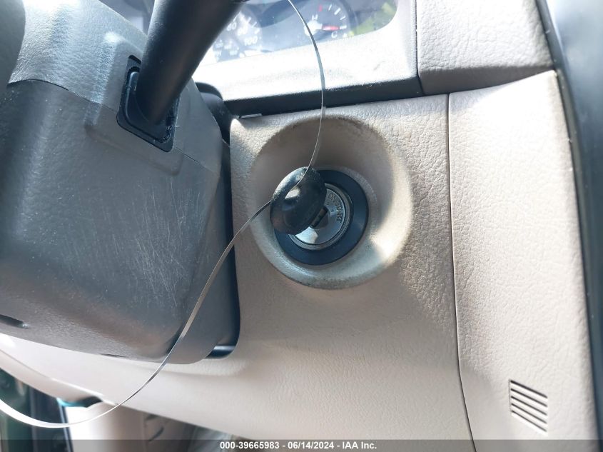 2005 Kia Sorento Ex/Lx VIN: KNDJD733X55423282 Lot: 39665983