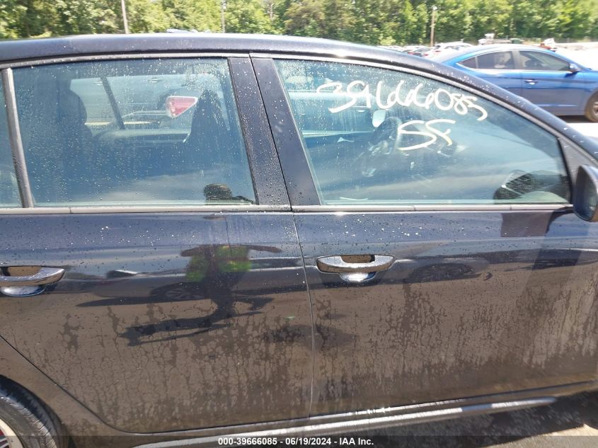 2012 Volkswagen Gti 4-Door VIN: WVWHV7AJ1CW168414 Lot: 39666085