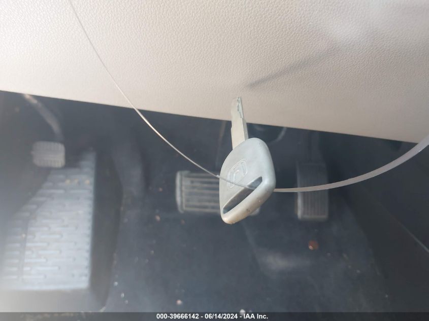 2011 Honda Pilot Ex VIN: 5FNYF4H47BB051323 Lot: 39666142