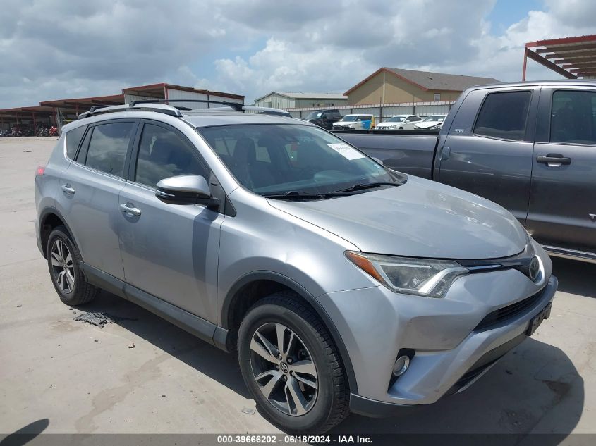 2T3WFREV9HW368962 2017 TOYOTA RAV 4 - Image 1